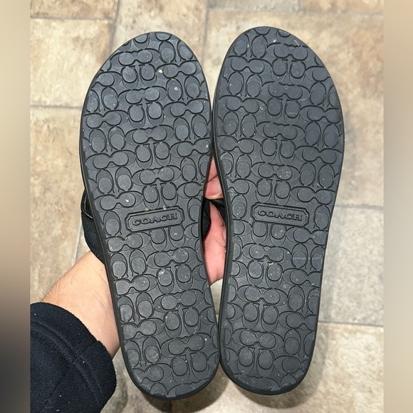 Coach Size  8 - Picture 4 of 7